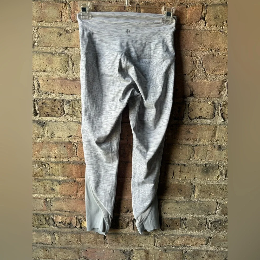 Lululemon Athletica Gray Capris